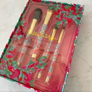 NWOT Lilly Pulitzer Limited Edition 4 piece make up brush set